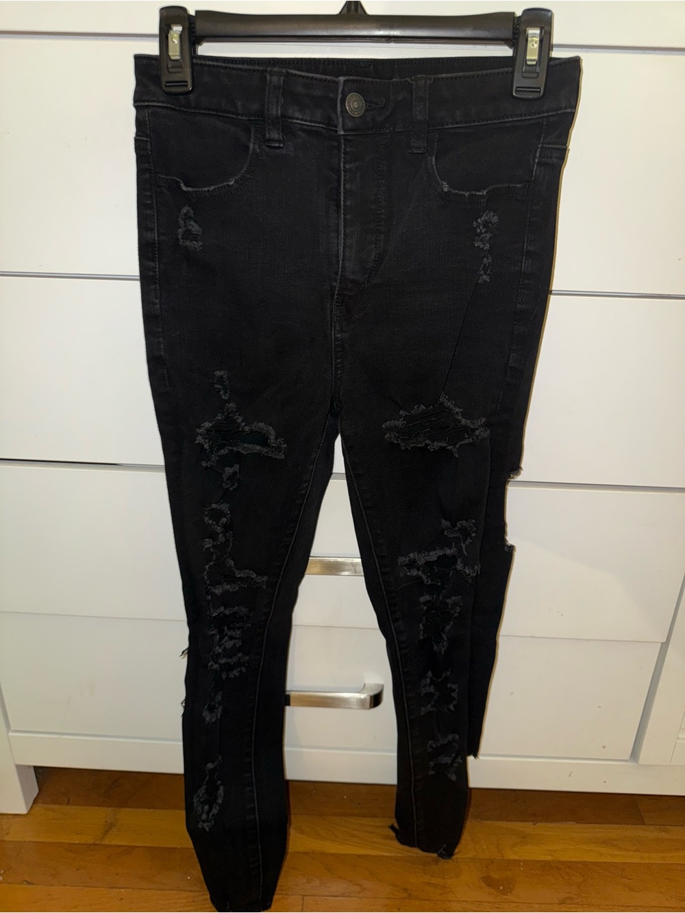 American Eagle Outfitters Black Distressed Skinny Jeans